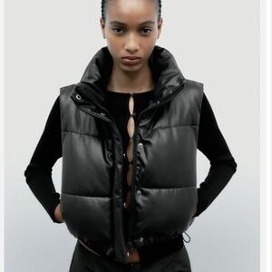 Zara Cropped Black Faux Leather Puffer Vest, S